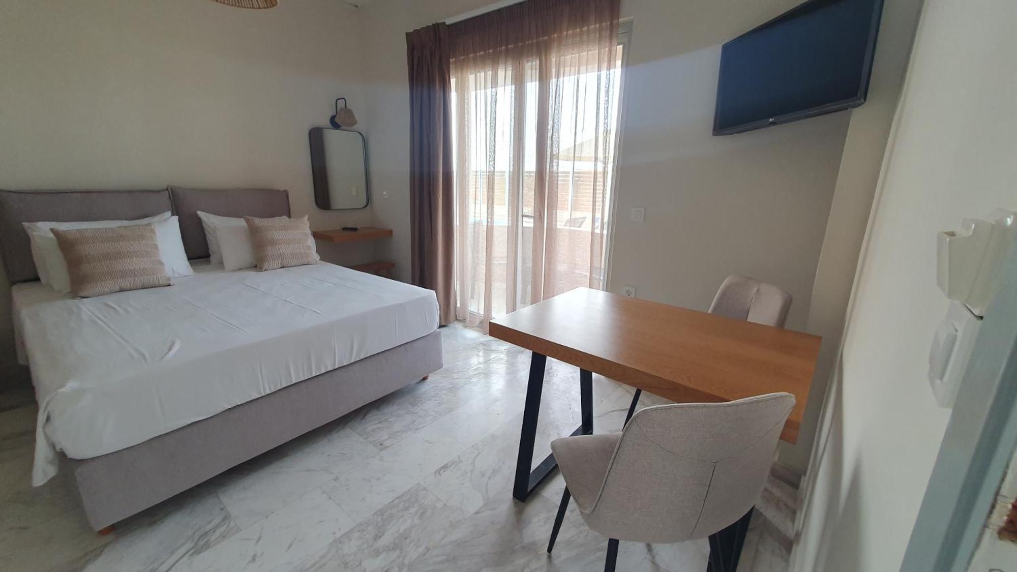 Oliva Beach Máleme Luaran gambar